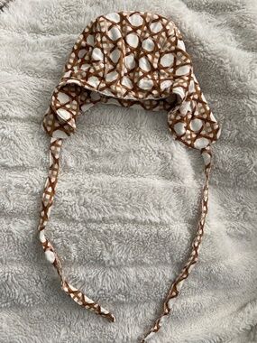 Kate Quinn Bonnet